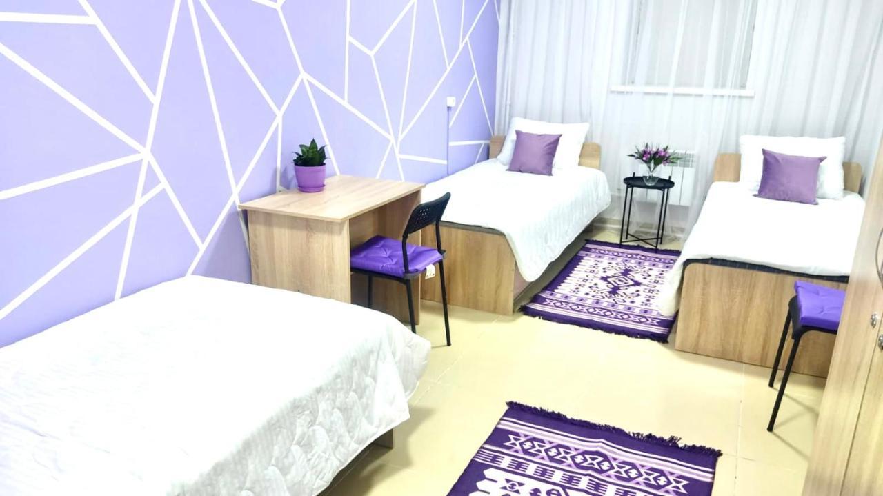Like Home Hostel Na Timiryazeva Alma-Ata Buitenkant foto